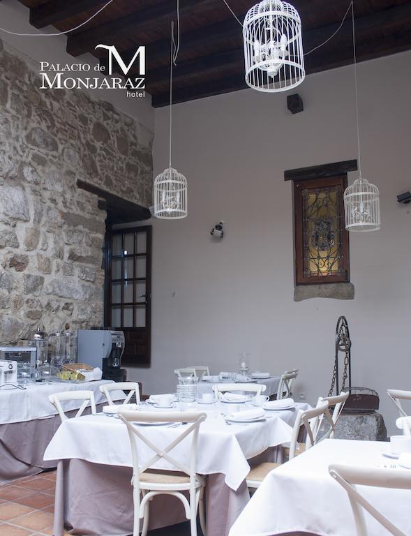 Palacio De Monjaraz อาบีลา ภายนอก รูปภาพ